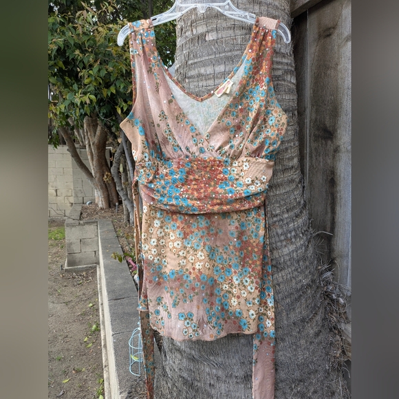 Sugar Tart Tops - True Vintage Y2K Glitter Floral Plunge Tank